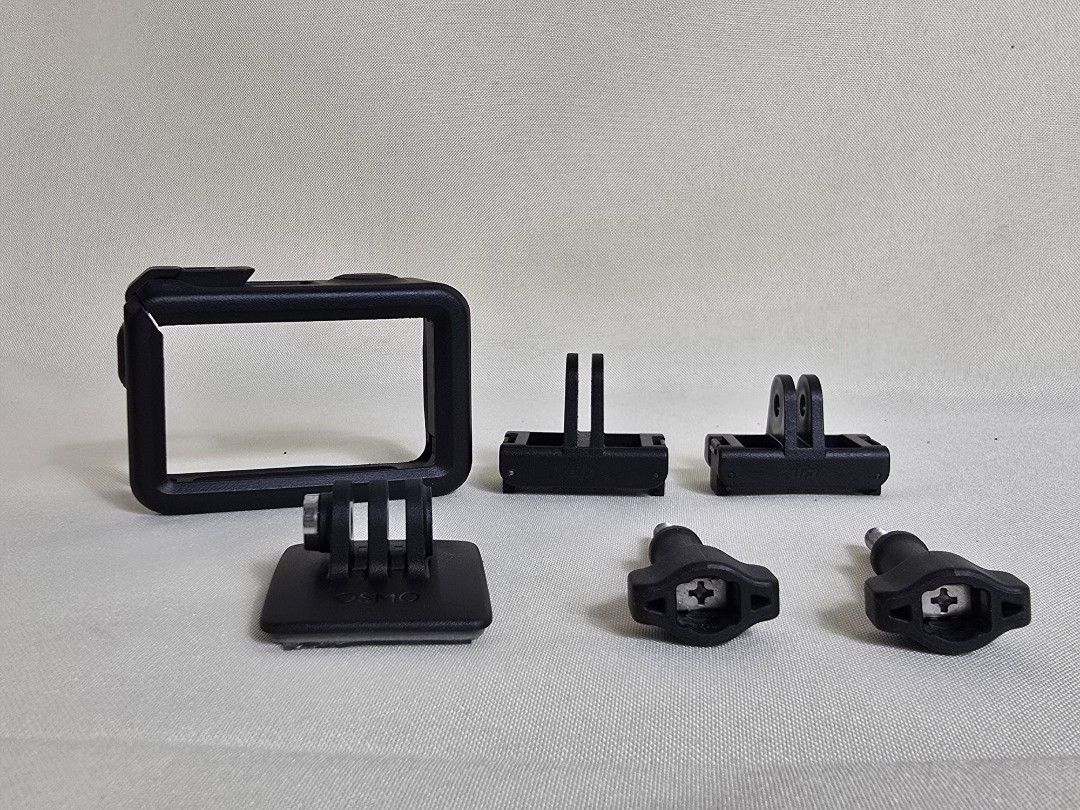 DJI Osmo Action 4 Adventure Combo with accessories (Category: Cameras) located in Manila. Submitted by zeal_finesight (Listing ID 1404806864, Image 3). Description: DJI Action 4 Adventure Combo Slightly used only, alaga with screen protector front and back from day 1. Complete po, see photos. Also adding in Telesin accessories/mounts: 1. Telesin Magnetic Board/necklace - worth P600 2.Telesin Magnetic Clip - worth P450 3. Suction Cup Mount - worth
