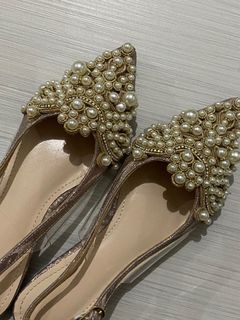 (Category: ) located in . Submitted by brandedclosetsale (Listing ID 1404909804, Image 1). Description: .