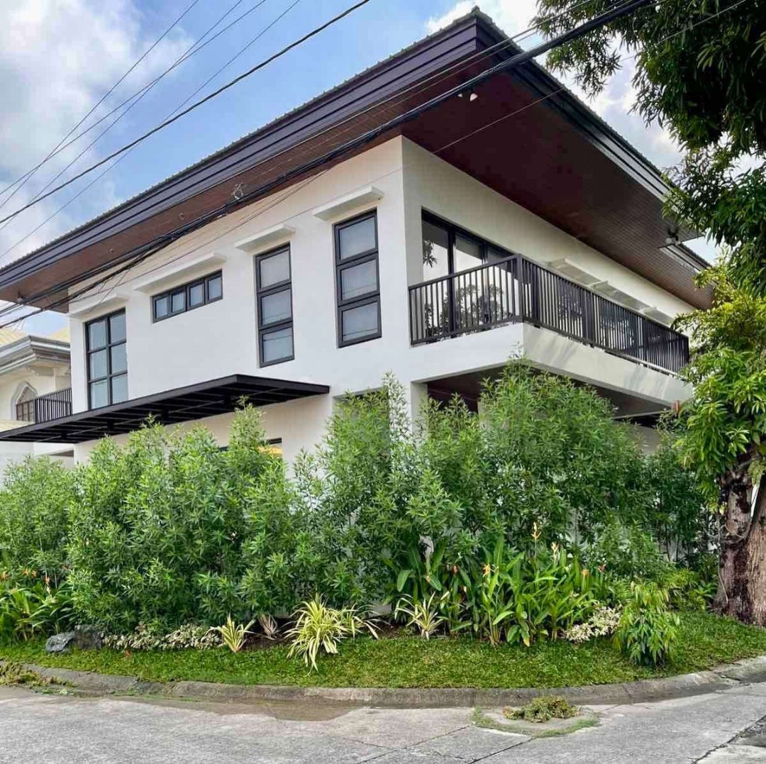 (Category: ) located in . Submitted by sparxrealestate (Listing ID 1404816627, Image 1). Description: .