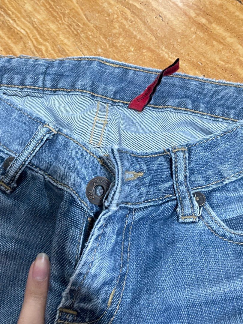 Guess Bootcut Jeans (Category: Jeans) located in Davao. Submitted by keylatates (Listing ID 1404799503, Image 2). Description: Size 25 Straight cut.