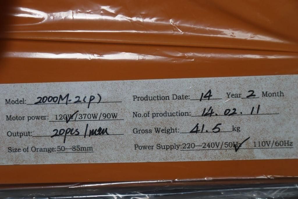 HEAVY DUTY ORANGE/DALANDAN JUICER (Category: Beverages) located in Malabon City. Submitted by paperlink (Listing ID 1404964182, Image 2). Description: ORANGE JUICER Model: 2000M-2(P) Motor Power: 120W Can be used for commercial purposes. Good for office pantry and also for home kitchen. .