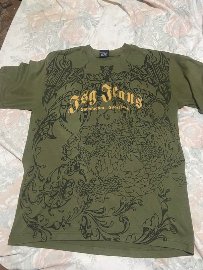 JSG Jeans Dragon Graphic T-Shirt (Category: Tshirts & Polo Shirts ) located in Muntinlupa City. Submitted by evluna (Listing ID 1404854119, Image 1). Description: ☆⋆｡𖦹°‧★ ₊˚⊹⋆ ﹡ fits L ☆⋆｡𖦹°‧★ ₊˚⊹⋆ Courier: J&T, Lalamove MOP: Gcash (no COD) ⤷ for any questions, kindly send a message my way~ ໒꒰ྀིっ˕ -｡꒱ྀི১ ☆⋆｡𖦹°‧★ ₊˚⊹⋆.
