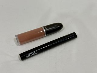 (Category: ) located in . Submitted by thesouthbeachedit (Listing ID 1404881360, Image 1). Description: .