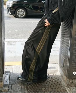 （分類：）位於 。 由 razar654321 提交（商品編號 1404919760，圖片 1）。簡介： 。