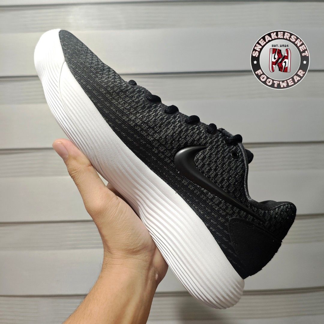 Nike Hyperdunk Low 2017 EP "Black Metallic Silver" (Category: Sneakers) located in Caloocan City. Submitted by kennethjoshuamm (Listing ID 1404831827, Image 2). Description: Nike Hyperdunk Low 2017 EP "Black Metallic Silver" ✅₱2,795✅ Below SRP‼️ ❌₱7,395❌ Below SRP‼️ Available Sizes⬇️ 8/9/9.5/10/10.5/11/12 US Original/Legit Brand New with OG Box 💵MOP: GCash/Maya/BPI 📦MOD: JNT/LBC/Lalamove ✅On-Hand Pair 📍North Caloocan 📩DM for Inquiries.