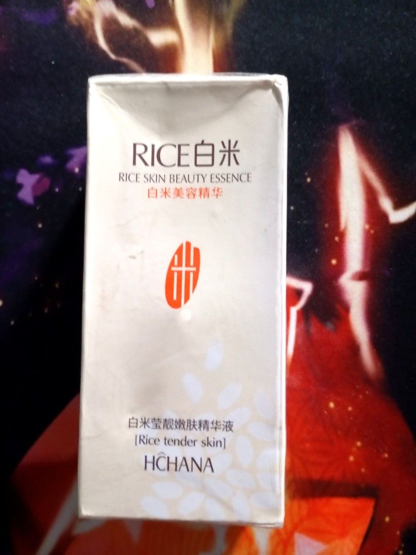 Rice Skin Whitening Moisturizer (Category: Face Care) located in Quezon City. Submitted by an.marie (Listing ID 1404834508, Image 1). Description: HCHANA Rice Skin Beauty Essence. This essence is designed to moisturize and soften skin, promoting a tender and smooth complexion. It is formulated with rice extract and other ingredients to improve skin texture and provide hydration. The product comes in a 15ml bottle. The expiration date is 20261214.
