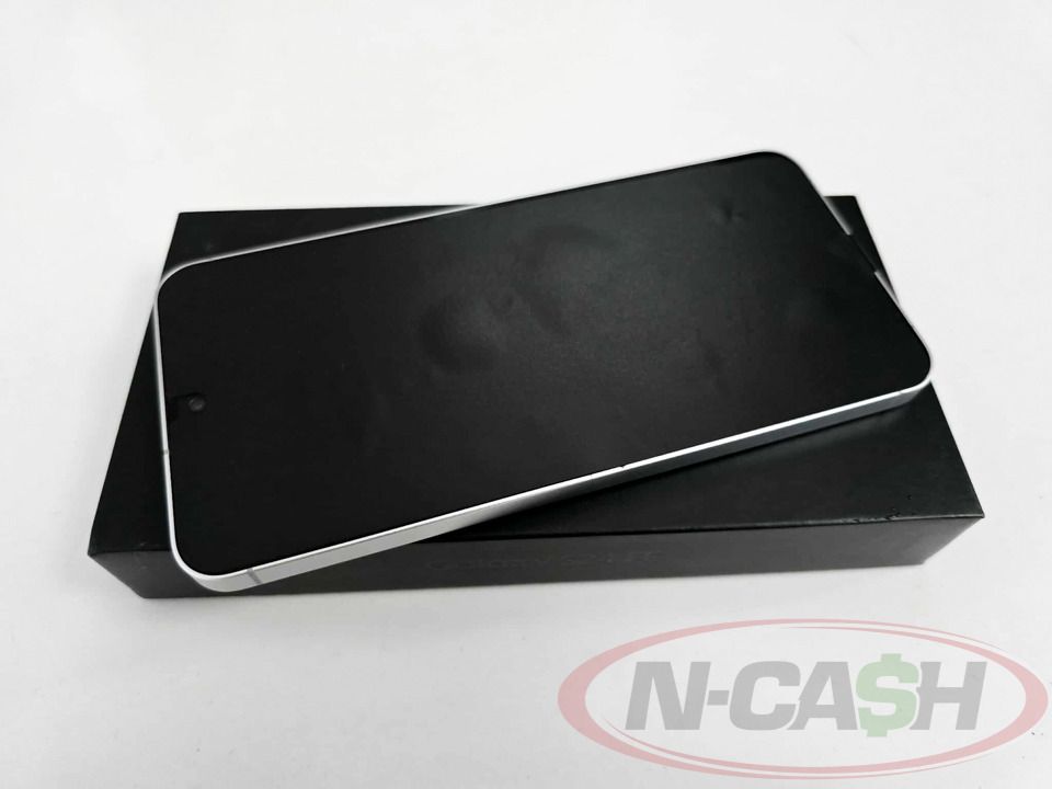 Samsung Galaxy S24 FE 256GB (Category: Samsung) located in Makati City. Submitted by luxury_by_ncash_2 (Listing ID 1404855269, Image 1). Description: N-Cash Pawnshop "Instant Cash for Bags, Watches, Cars, and Electronics" https://www.ncash-pawnshop-philippines.com/ Samsung Galaxy S24 FE 256GB SM-S712B/DS Blue Dual SIM slot Openline Local Samsung unit Brand new Opened for inspection only Complete retail package in original box PhP 19480 For more d
