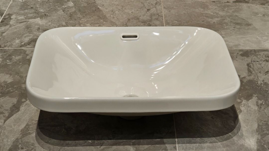 Semi-drop Rectangular Basin (Category: Bathroom & Kitchen Fixtures) located in Singapore. Submitted by siaobinbin (Listing ID 1404834324, Image 3). Description: Type : Semi-drop Basin w/ overflow Size: 505 x 365 x 170mm Colour : White *No warranty *Condition-as-it-is , display pc *Cash & carry.