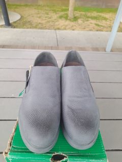 (Category: ) located in . Submitted by leathershose (Listing ID 1404843318, Image 1). Description: .
