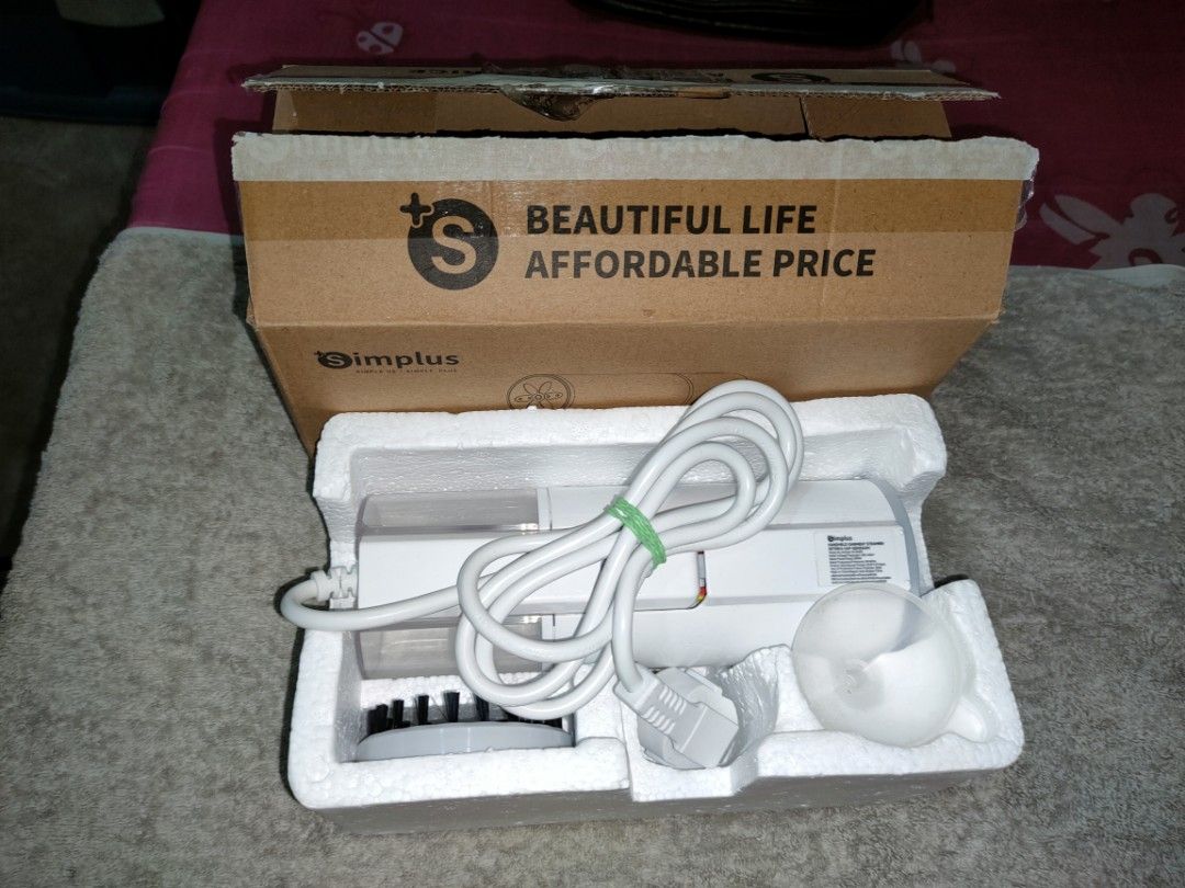 Simplus steam Iron foldable (Category: Irons & Steamers) located in Calamba. Submitted by mrbustamante223 (Listing ID 1404894034, Image 1). Description: FOR SALE SIMPLUS STEAM IRON NO ISSUE RFS: DECLUTTERING 800 NEGO PA.