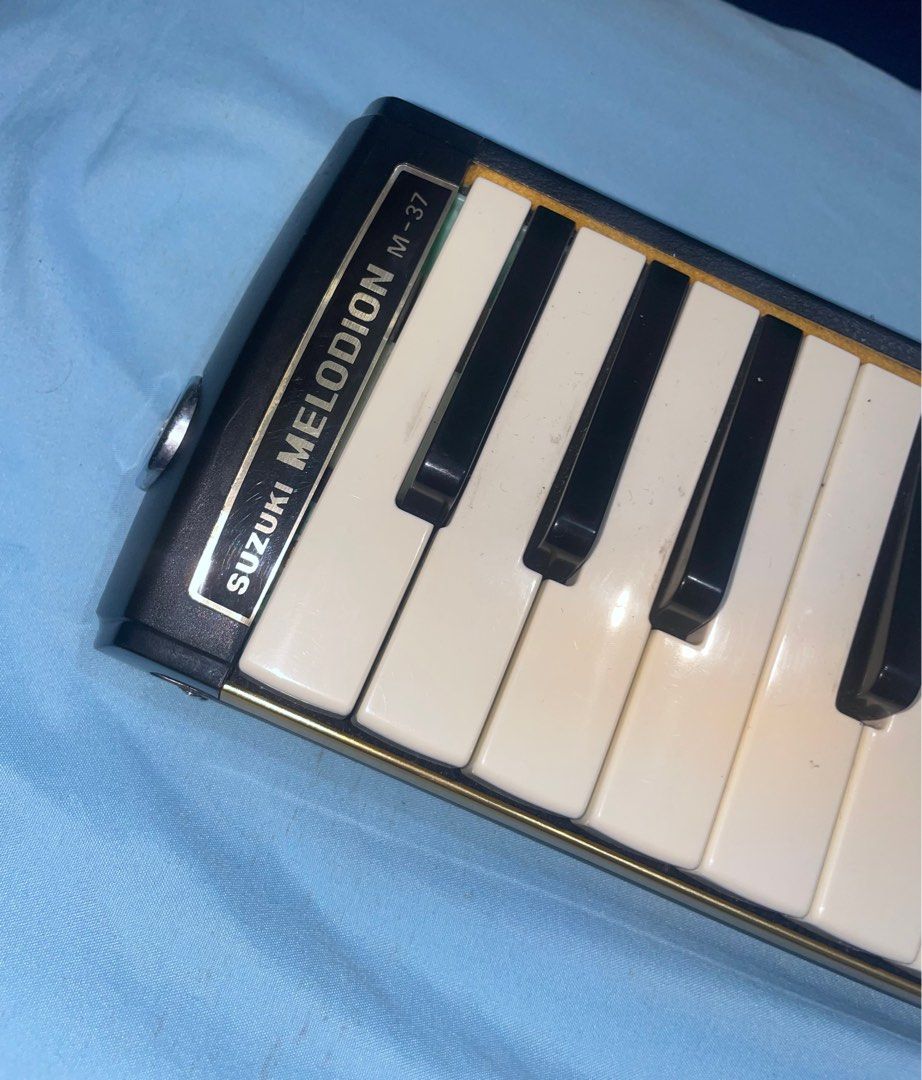 Suzuki Melodion M-37 Japan (Category: Musical Instruments) located in Manila. Submitted by flosvic (Listing ID 1404912612, Image 2). Description: Melodion only Lost hose Lost case No issue .