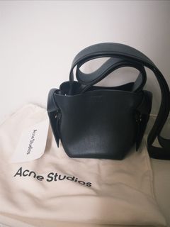 （分類：）位於 。 由 aforariel 提交（商品編號 1405136020，圖片 1）。簡介： 。