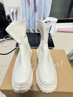 由 newrabbit-1005 (刊登 ID 1405120848，圖片 1) 提交，位於 的 (類別：)，說明：。