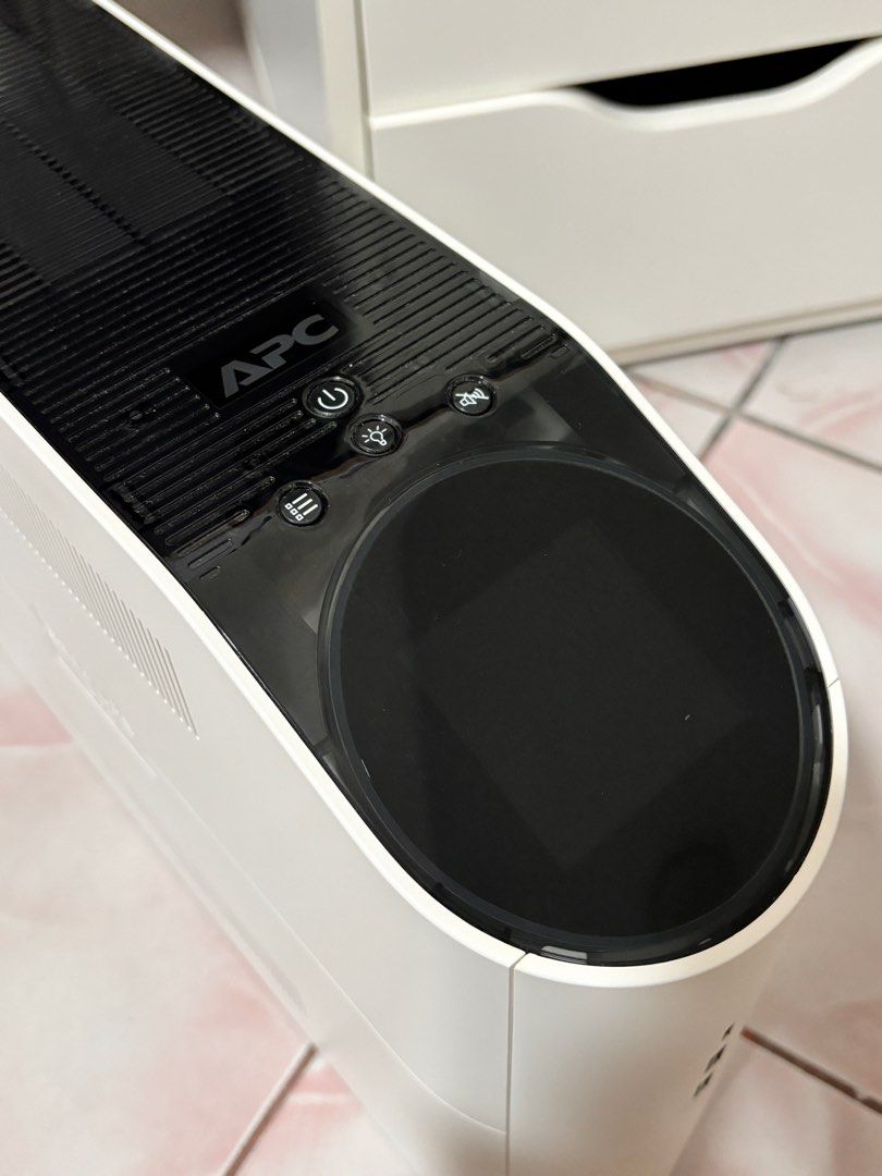 APC Back-UPS Pro BGM2200-MSX (Category: Other Accessories) located in Mandaluyong City. Submitted by makeup_goods (Listing ID 1405098663, Image 2). Description: Sample lang yung sa photo. Ang sinisell po is color Black. Brand new .