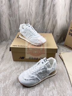 (Category: ) located in . Submitted by shoes.locker (Listing ID 1405064411, Image 1). Description: .
