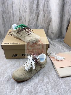 (Category: ) located in . Submitted by shoes.locker (Listing ID 1405066099, Image 1). Description: .