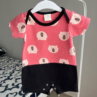 (Category: ) located in . Submitted by shopsxoxo (Listing ID 1405028682, Image 1). Description: .