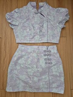 (Category: ) located in . Submitted by Chic_chanel (Listing ID 1404984976, Image 1). Description: .