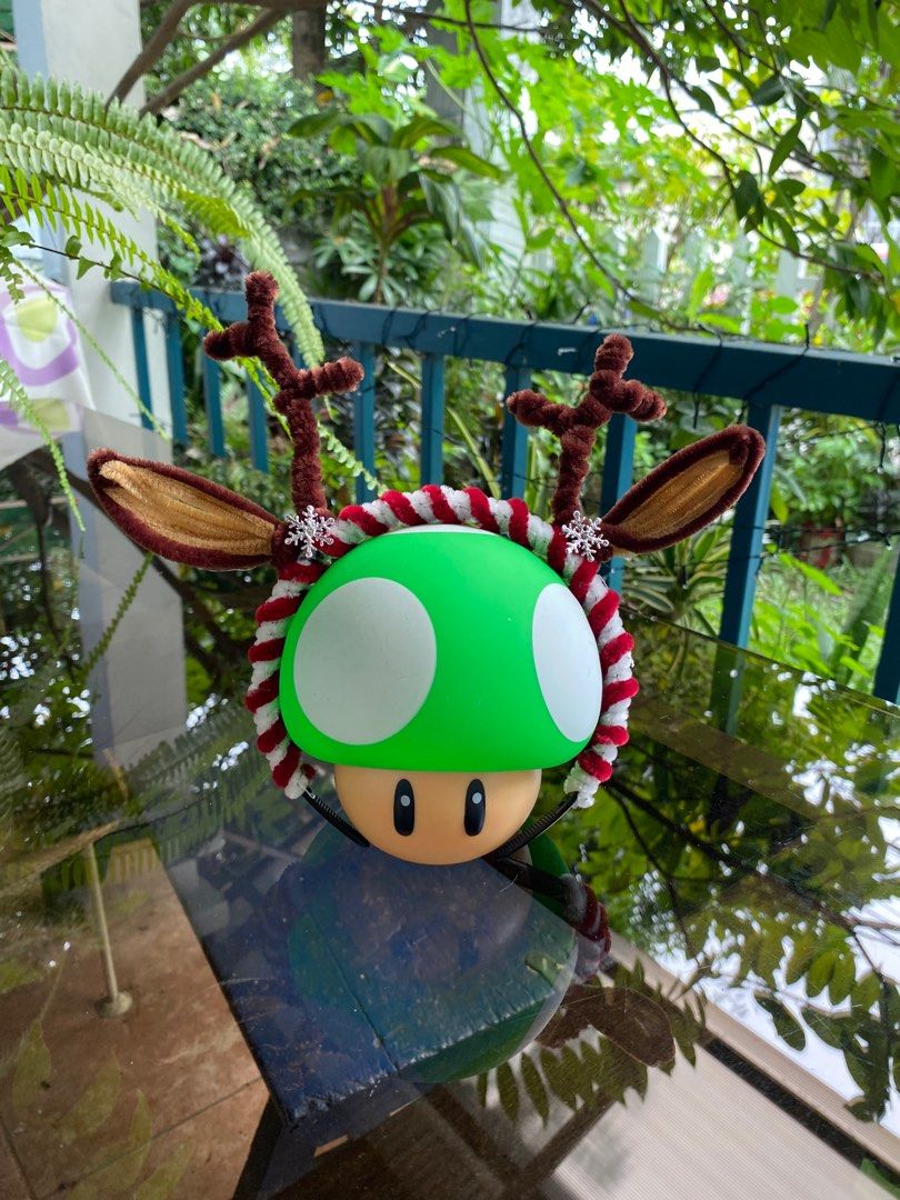 christmas fuzzy headbands! (Category: Hair Accessories) located in Paranaque City. Submitted by helloooooopoo (Listing ID 1405125004, Image 1). Description: handmade headbands made out of fuzzy wires perfect for christmas!!.