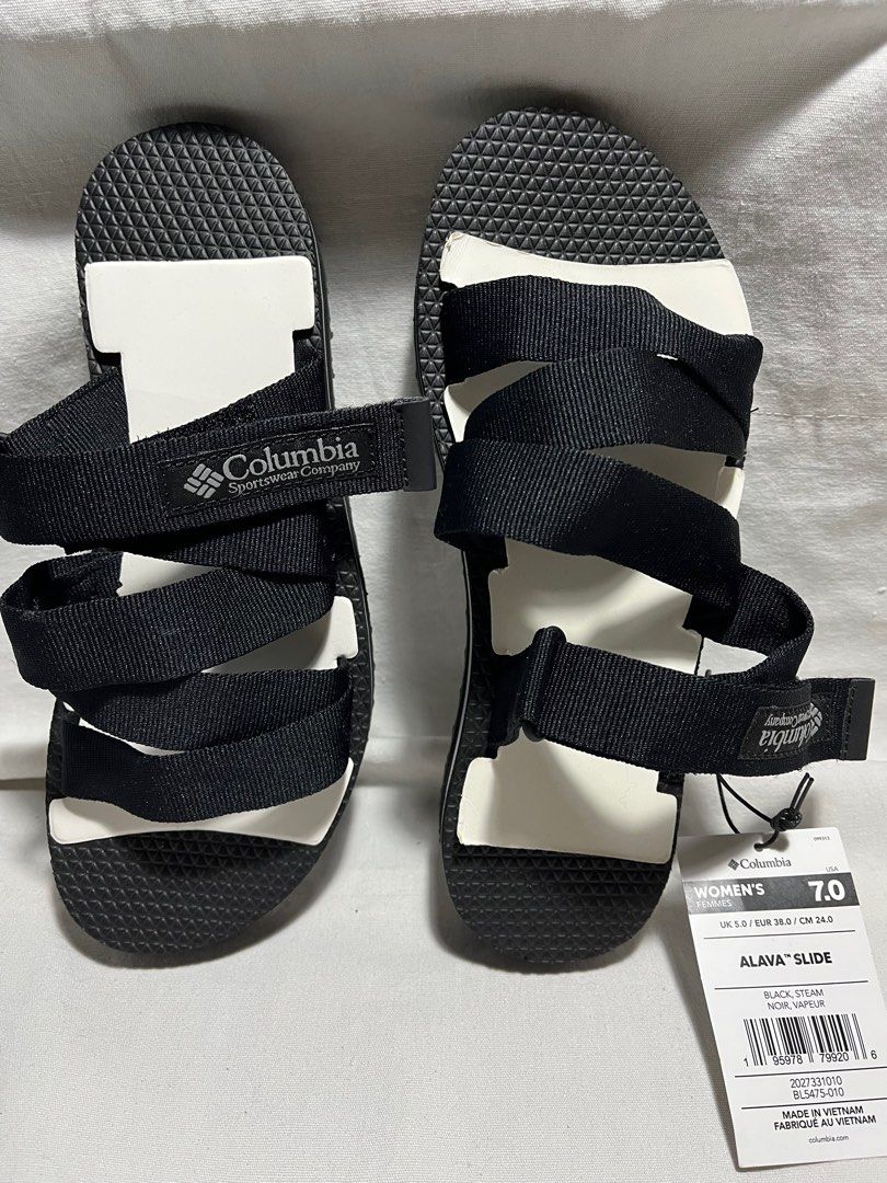 Columbia Alava Slide Sandals - Black (Category: Flats & Sandals) located in Antipolo. Submitted by gettinghooked (Listing ID 1405073903, Image 1). Description: - Columbia Alava Slide sandals - Color: Black with white accents - Size: US 7 - Features Columbia logo - Original Price: P4,490.00 - Online Sale Price: P1,728.00.
