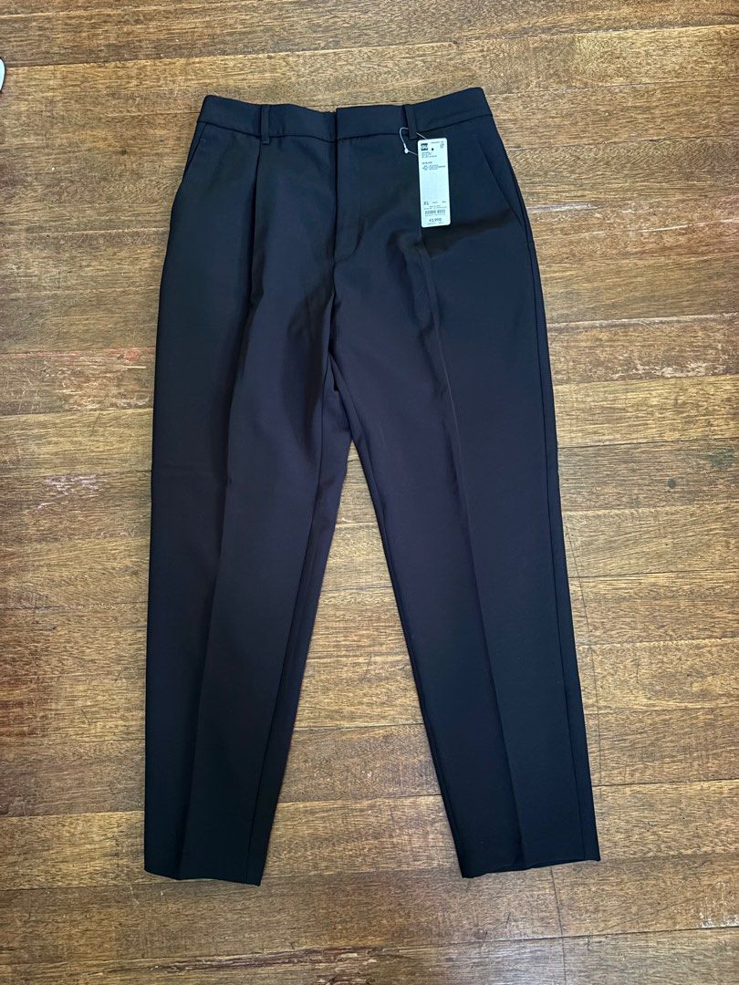GU Women's Pants - Black (Category: Other Bottoms) located in Quezon City. Submitted by mpgs18 (Listing ID 1404981776, Image 1). Description: .