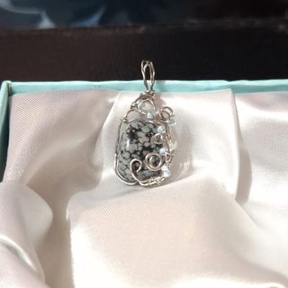 (Category: ) located in . Submitted by beadsfavourite (Listing ID 1405140931, Image 1). Description: .