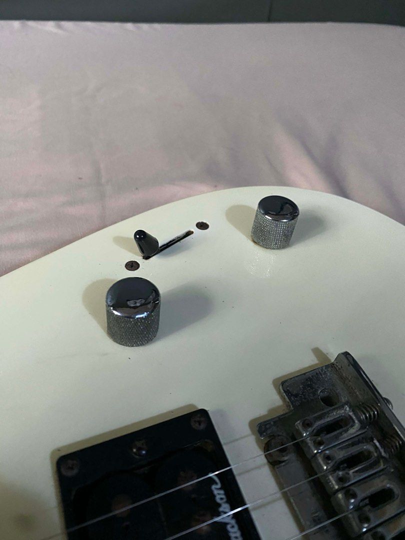 Jackson JS11 Dinky (Category: Musical Instruments) located in Quezon City. Submitted by kairodeads (Listing ID 1404988858, Image 2). Description: Jackson JS11 Dinky Electric Guitar • Stock humbucker pickups • Rosewood fretboard • Cosmetics: 7/10 (Signs of usage) • Playability: 9/10 (2 years since last set up pero walang major issues) • No fret buzz • Needs cleaning • With free Clifton Gigbag RFS: Need funds, extra guitar Original price (JB Music)