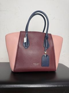 (Category: ) located in . Submitted by preloved500 (Listing ID 1405123866, Image 1). Description: .
