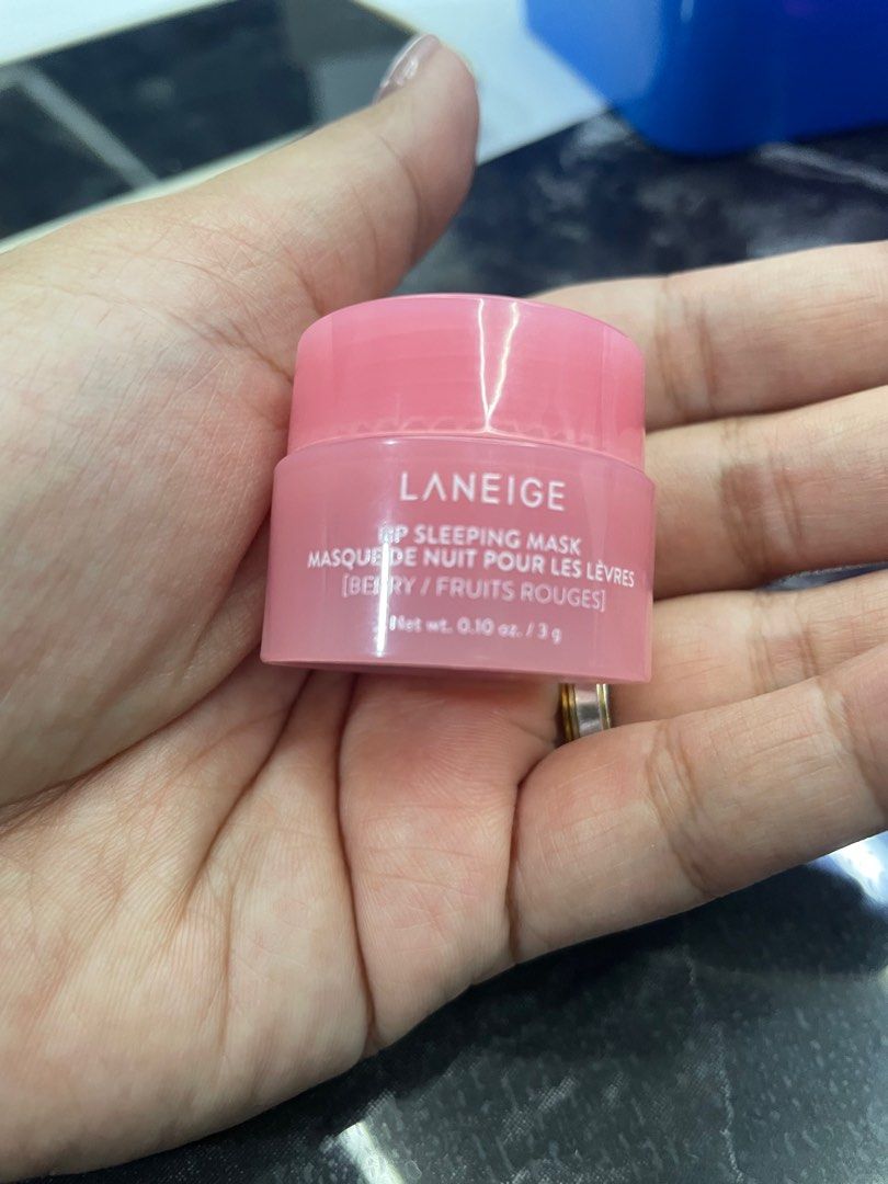 Laneige Lip Sleeping Mask - Berry (Category: Makeup) located in Caloocan City. Submitted by axljimenez94043 (Listing ID 1405076397, Image 2). Description: Hello, this is a new one, nabuksan lang po sya at na touch ng toddler ko kasi naiwan ko nakabukas ang maleta, pero di naman po nasira totally. Decided to sell nalang po since i still have my own pa. Thank you.