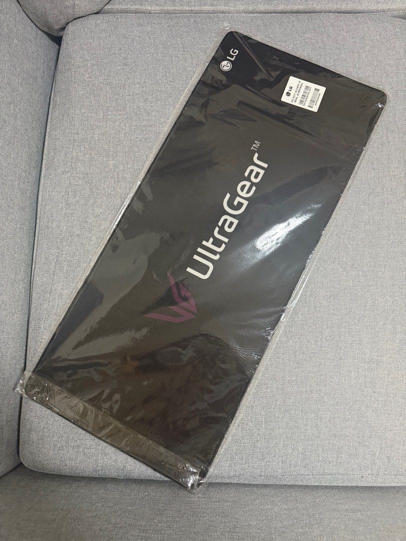 LG Ultragear Desk Pad Mousepad (Category: Mouse & Mousepads) located in Pasig City. Submitted by perl2018 (Listing ID 1405134380, Image 3). Description: Ultragear LG mouse pad Desk pad 27x11 MOP Gcash Maya BPI.