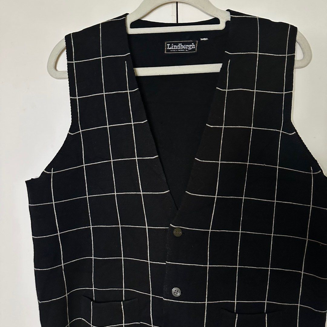 Lindbergh Checkered Vest (Category: Sleeveless) located in Manila. Submitted by plus2present.preloves (Listing ID 1405032204, Image 2). Description: 📣 Selling some of my personal outfits! 💗 Bust: up to 42“in Length: 22“in 🌷Features a classic checkered design 🌷Perfect for layering ❥ Please RESPECT the price posted - items are priced low & quality assured, no haggling, thank you❣️ 📦 Shipping: J&T (check app for df to your location) 📍Carmona, 