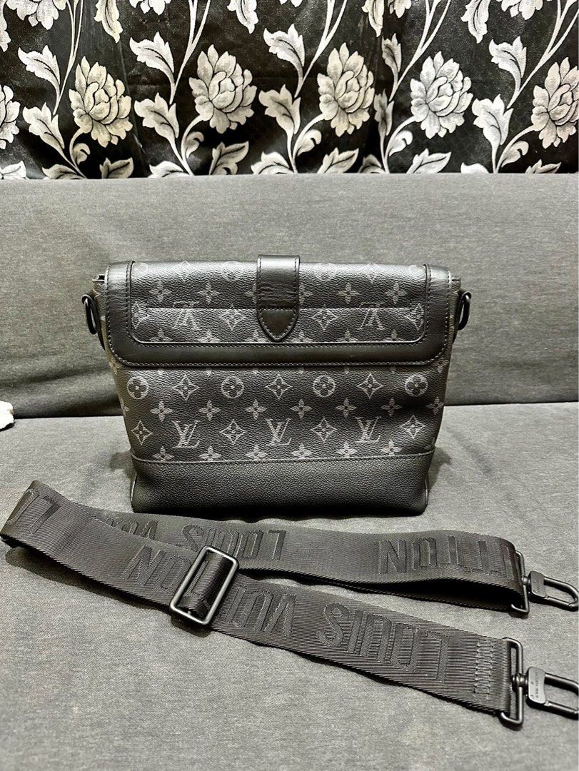 Original LV Saumur Eclipse Messenger Bag (Category: Luxury Bags & Wallets) located in Quezon City. Submitted by dhexyoblepias (Listing ID 1405119720, Image 3). Description: .