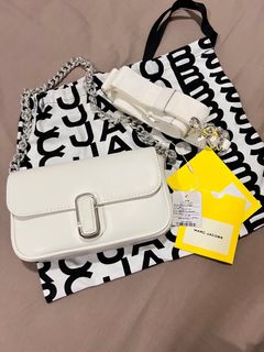 (Category: ) located in . Submitted by nah_preloved (Listing ID 1405094173, Image 1). Description: .