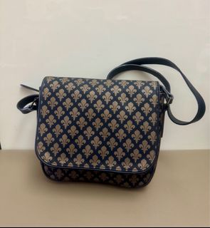 （分類：）位於 。 由 kidheart 提交（商品編號 1405055882，圖片 1）。簡介： 。