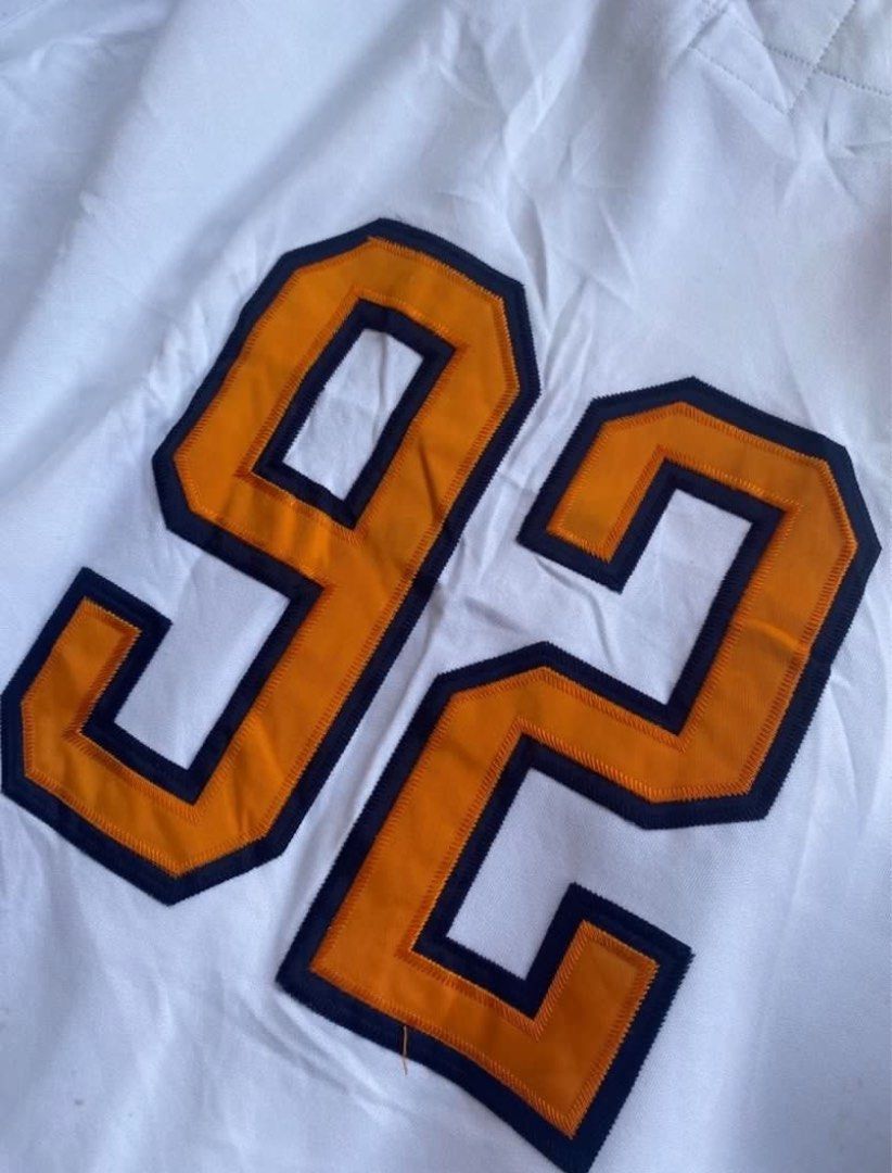 PHAT FARM ALL CITY Y2K (Category: Tshirts & Polo Shirts ) located in Quezon City. Submitted by thalsss (Listing ID 1405149887, Image 3). Description: ALL CITY PHAT FARM Y2K 25x32 Excellent condition No issue Color rate 10/10 .