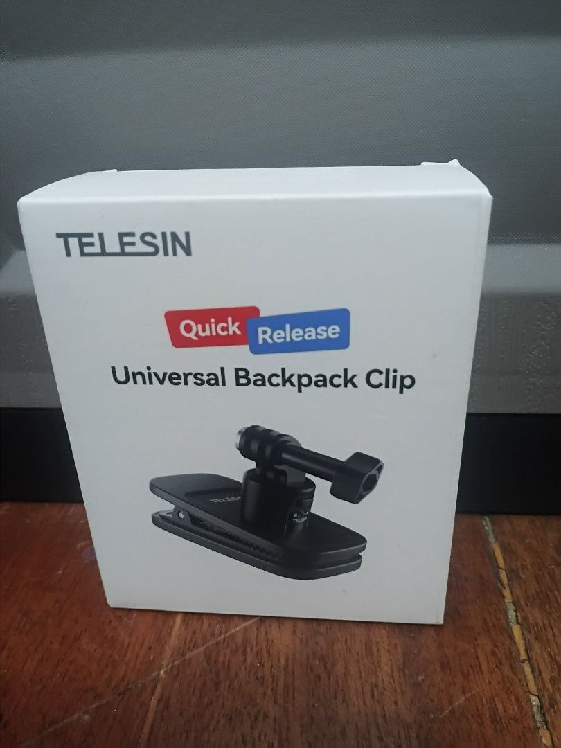 Telesin universal backpack clip (Category: Mounts & Holders) located in Manila. Submitted by cutieava (Listing ID 1405045294, Image 1). Description: .
