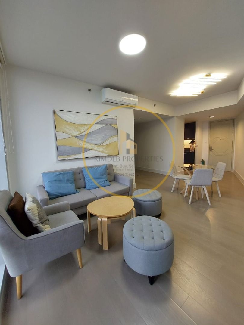 THE PROSCENIUM RESIDENCES 2 BEDROOM UNIT FOR SALE (Category: Apartments & Condos) located in Makati City. Submitted by kimdlb_properties (Listing ID 1356107092, Image 2). Description: ✨ New Listing Alert! ✨ THE PROSCENIUM RESIDENCES BY ROCKWELL 🏢55th floor Size: 93 SQ.M # of Bedrooms: 2 Bedrooms Furnishing: Fully furnished ✅Balcony ✅Parking Slot Ready for Move-In 🏷️ASKING PRICE: 💰SALE @ 42M GROSS Say hello to your next potential home! Beautifu