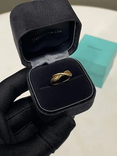 (Category: ) located in . Submitted by lovelotsluxury (Listing ID 1405118103, Image 1). Description: .