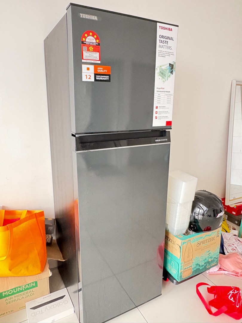 Toshiba Origin Inverter GR-RT329, TV & Home Appliances, Kitchen ...