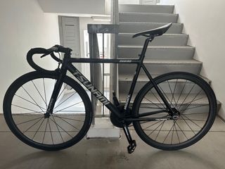 (Category: ) located in . Submitted by budgetbrossg (Listing ID 1405037631, Image 1). Description: .