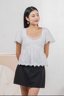 (Category: ) located in . Submitted by styleatrend (Listing ID 1405112206, Image 1). Description: .