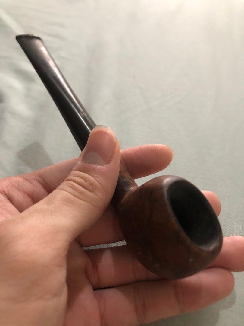Vintage Briar Smoking Pipe antique (Category: Vintage Collectibles) located in Pasig City. Submitted by cheemschorger (Listing ID 1405034682, Image 3). Description: Vintage antique genuine briar tobacco smoking pipe Stinger tip inside the mouthpiece Price negotiable Shipping via Lalamove, at buyers expense.