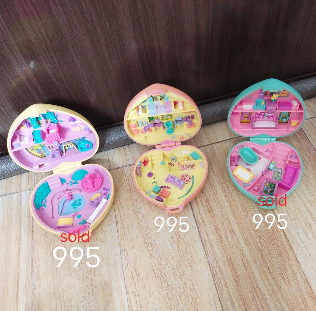 Vintage Polly Pocket Compacts (Category: Kids Toys) located in Imus. Submitted by budget-friendly (Listing ID 1403803483, Image 3). Description: Vintage Polly Pocket compacts! Assorted shapes and colors, including heart, circle, and square designs. Perfect for collectors! Price range: 795- 1195 each Please message for any questions. MOP: Gcash/BPI MOD: Lalamove or J&T from Imus Cavite.