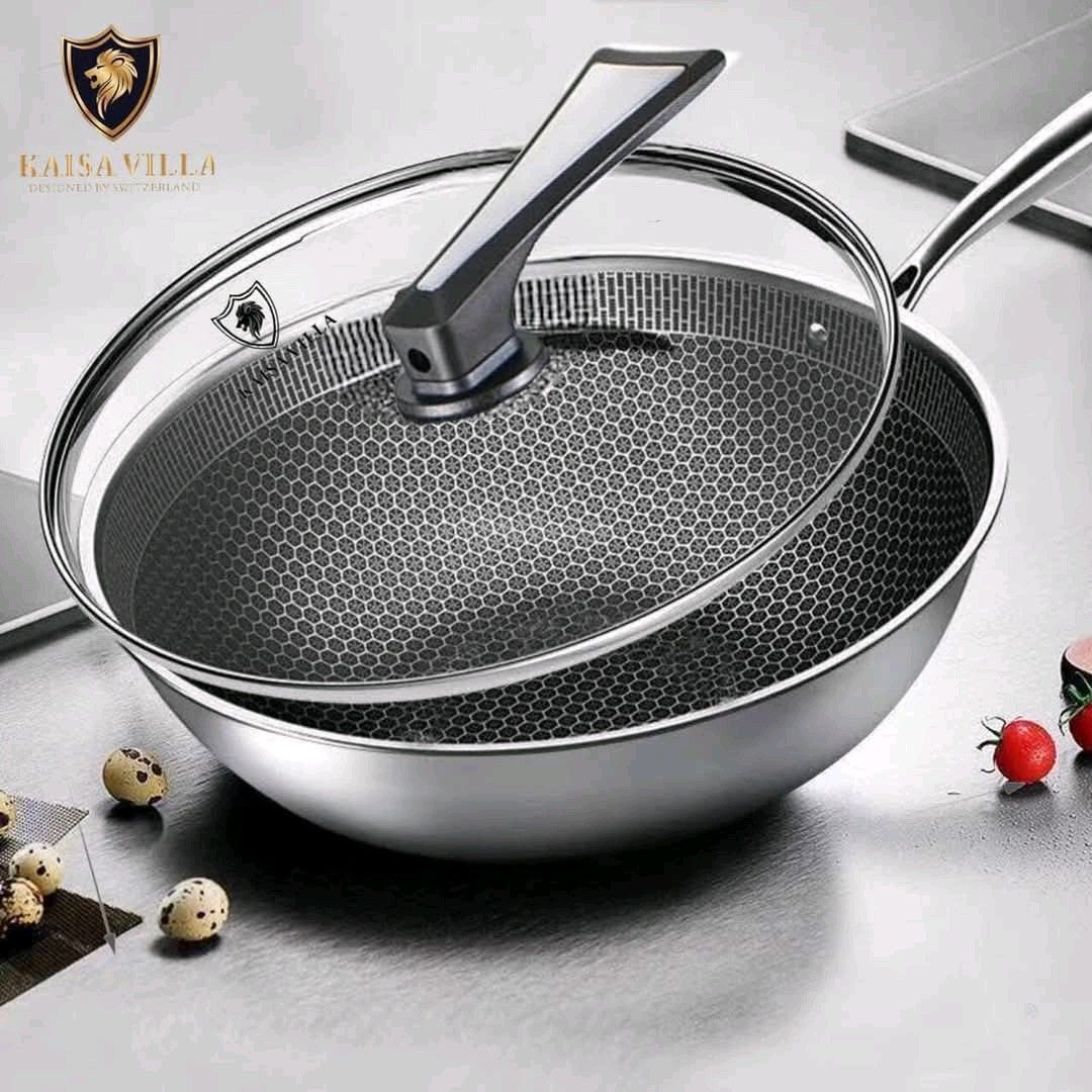 wook pan with cover (Category: Cookers) located in Manila. Submitted by asstditems (Listing ID 1404993525, Image 3). Description: Same day delivery via Lalamove Location: Manila Mop: Cod/Gcash payment.