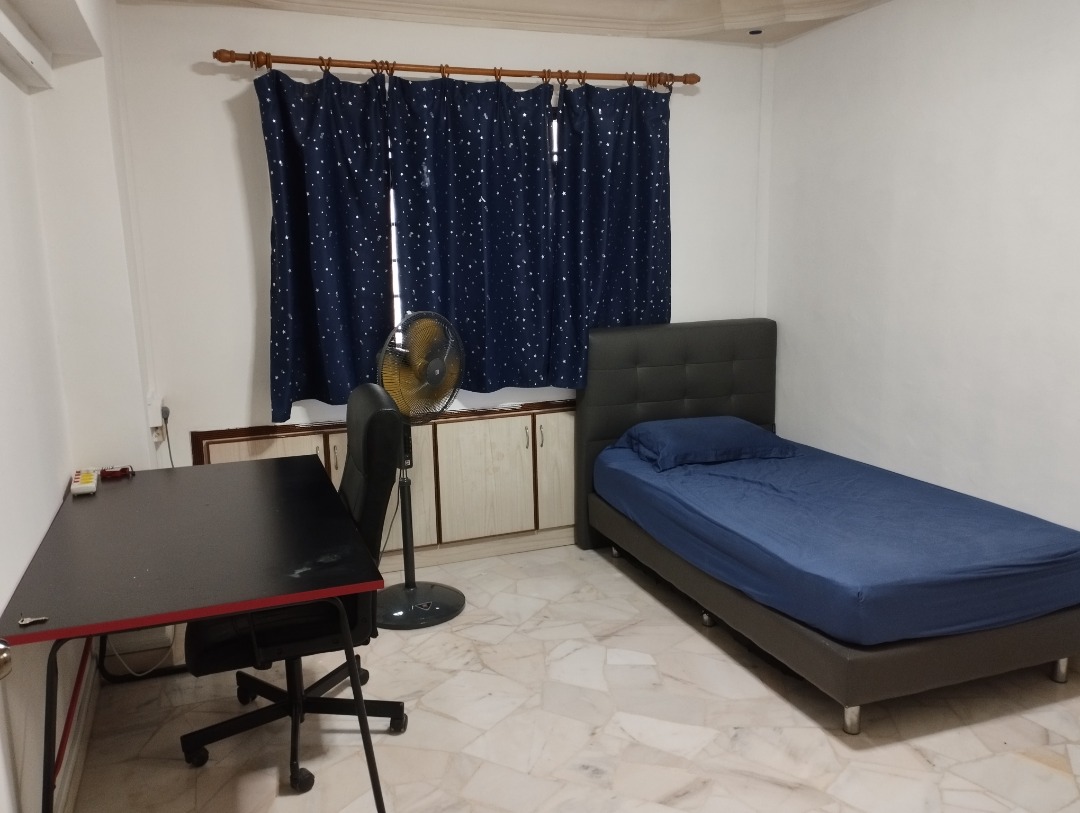 (Category: ) located in . Submitted by madmunki (Listing ID 1388012054, Image 1). Description: .