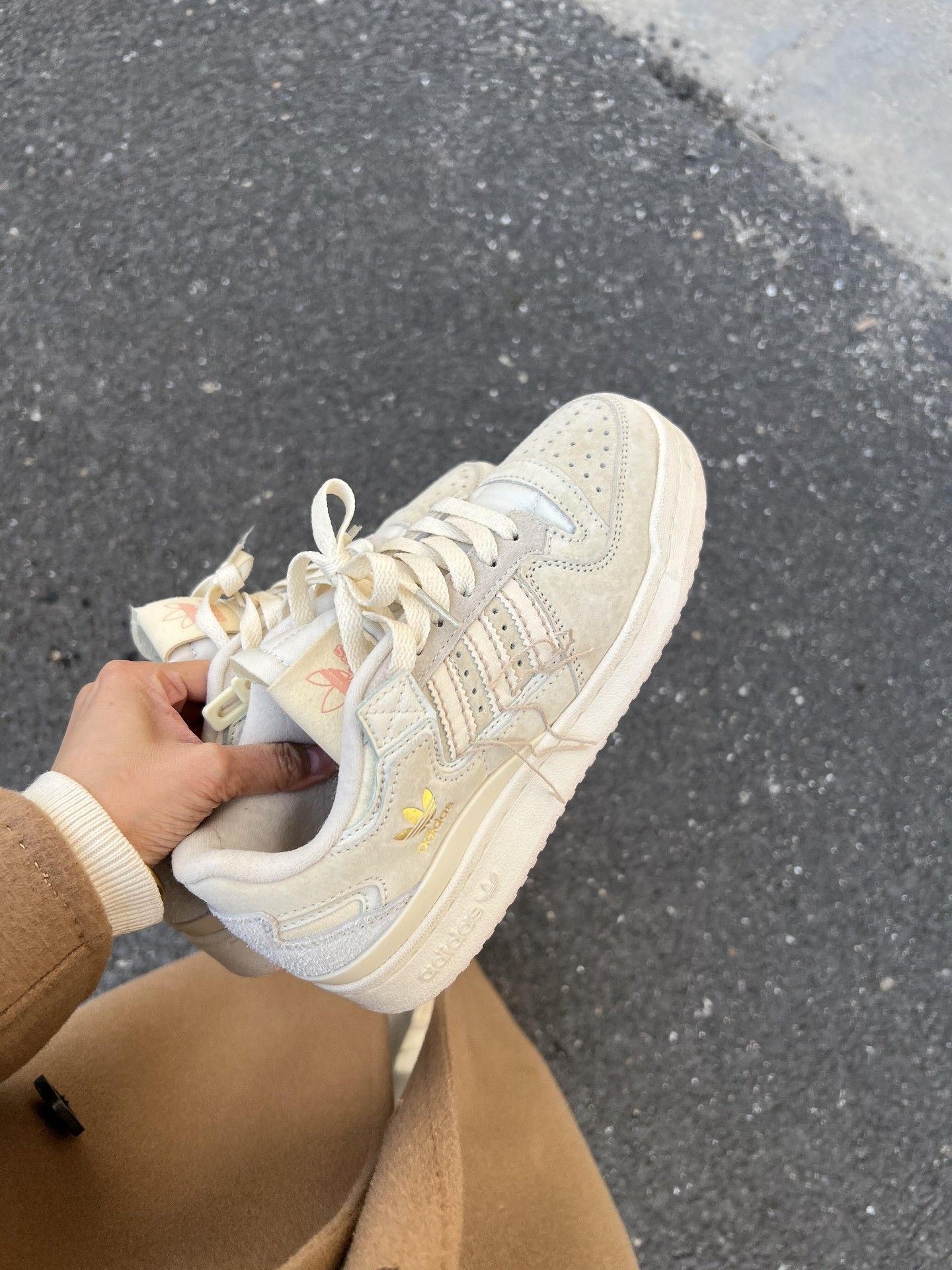Adidas Forum 84 Low low-top sneakers, off-white, Men's Fashion