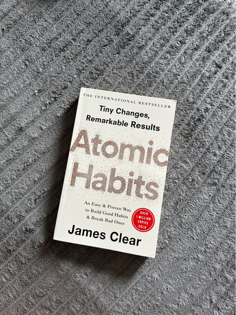 Atomic Habits (Category: Storybooks) located in Paranaque City. Submitted by jamgb (Listing ID 1401755810, Image 1). Description: Premium Copy ❌NO TO LOWBALL OFFER❌ 💵 Gcash Unionbank 🚚 Lalamove J&T (Shipment day: Saturday).