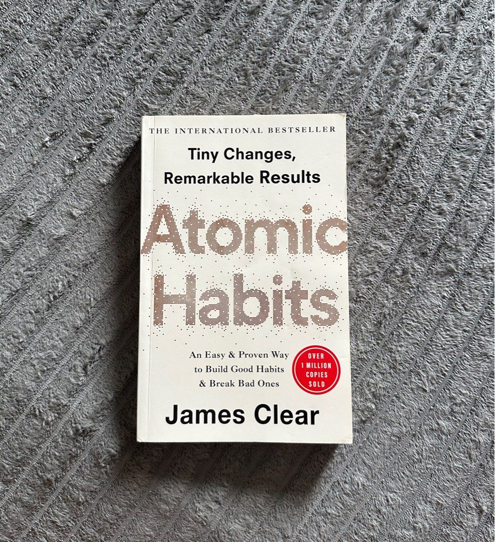 Atomic Habits (Category: Storybooks) located in Paranaque City. Submitted by jamgb (Listing ID 1401755810, Image 2). Description: Premium Copy ❌NO TO LOWBALL OFFER❌ 💵 Gcash Unionbank 🚚 Lalamove J&T (Shipment day: Saturday).