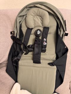 （分類：）位於 。 由 dann_n 提交（商品編號 1401866692，圖片 1）。簡介： 。