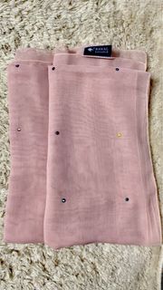 (Category: ) located in . Submitted by preloved_missju (Listing ID 1401796495, Image 1). Description: .